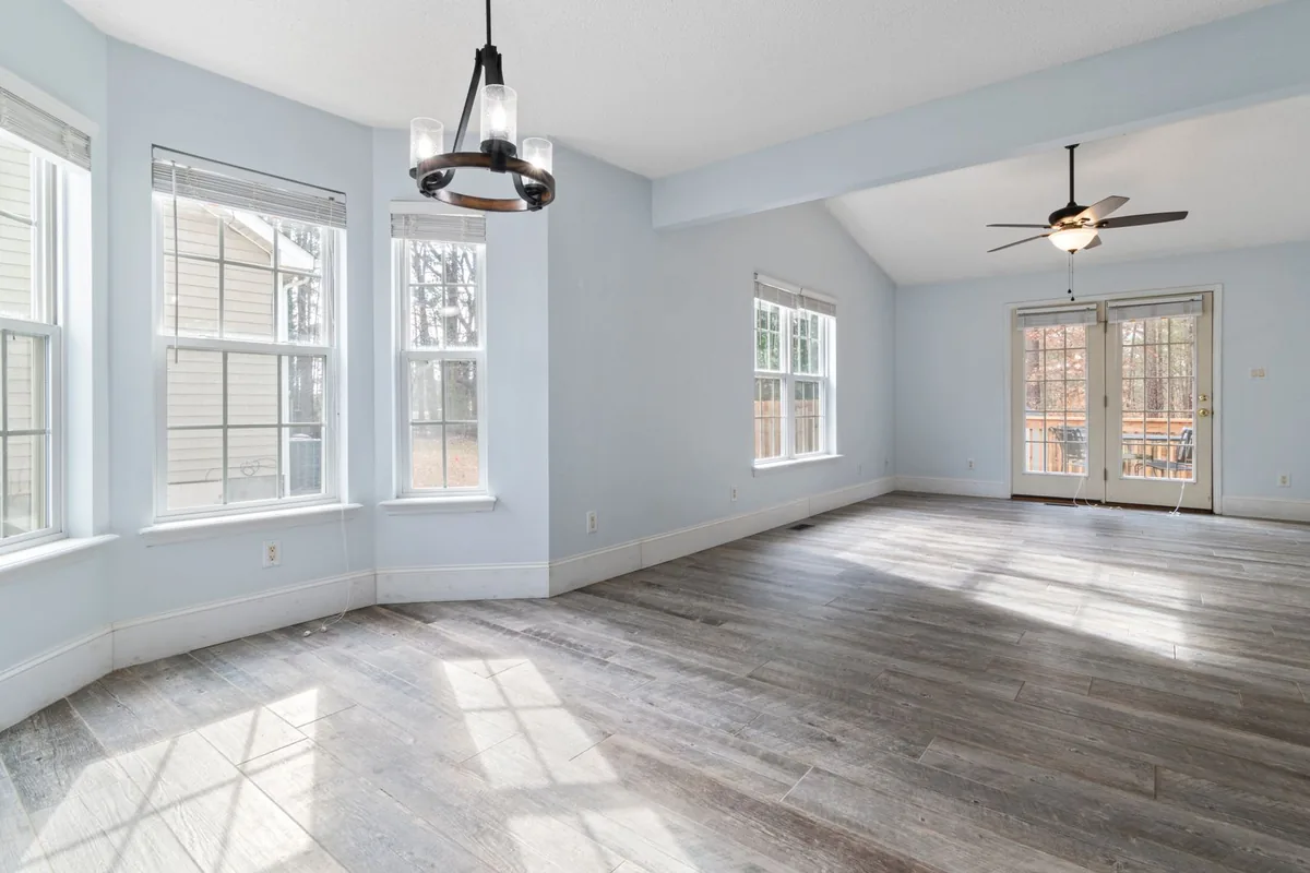 Clean, safe room after biohazard cleanup in Lindridge / Martin Manor, Atlanta, GA